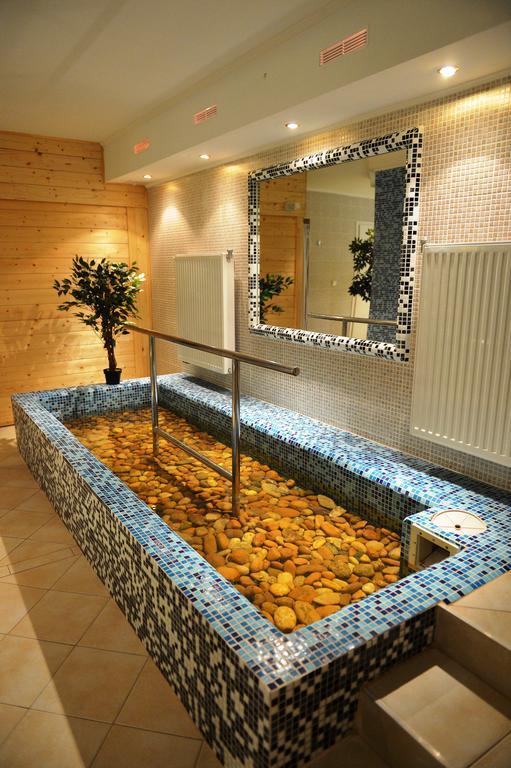 Liza Aqua & Conference Hotel ラヨシュミジャ エクステリア 写真