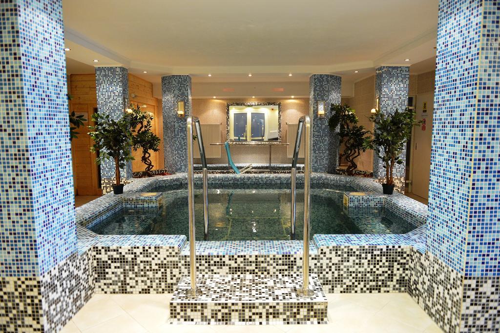 Liza Aqua & Conference Hotel ラヨシュミジャ エクステリア 写真
